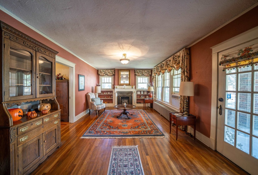 307 CHURCH ST, Somerville, Tennessee 38068, 2 Bedrooms Bedrooms, 8 Rooms Rooms,1 BathroomBathrooms,Residential,For Sale,CHURCH,10158511