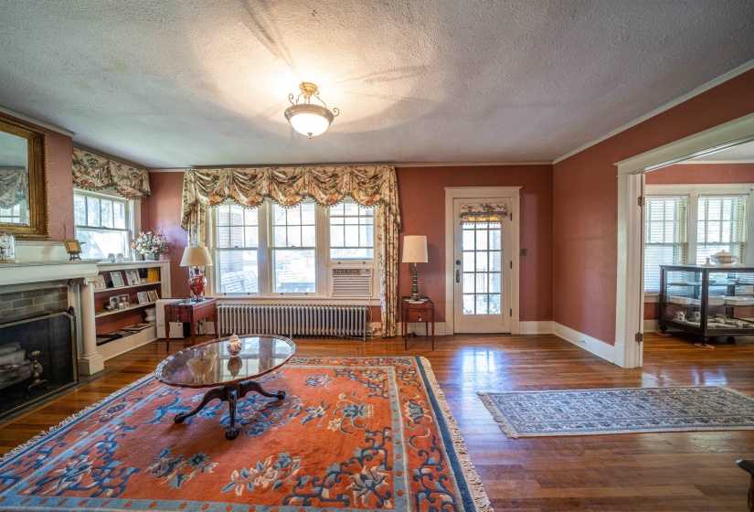 307 CHURCH ST, Somerville, Tennessee 38068, 2 Bedrooms Bedrooms, 8 Rooms Rooms,1 BathroomBathrooms,Residential,For Sale,CHURCH,10158511