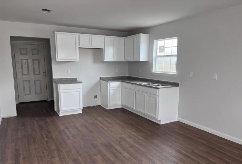 1495 MAPLEWOOD ST, Memphis, Tennessee 38108, 2 Bedroom Bedrooms, 5 Room Rooms,1.1 BathroomBathrooms,Residential,For Sale,MAPLEWOOD,0,10219627
