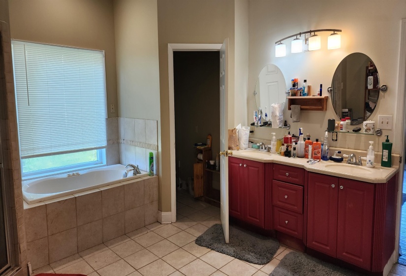500/498 MORRISON LN, Whiteville, Tennessee 38075, 9 Bedrooms Bedrooms, 15 Rooms Rooms,3.2 BathroomsBathrooms,Residential,For Sale,MORRISON,10224410