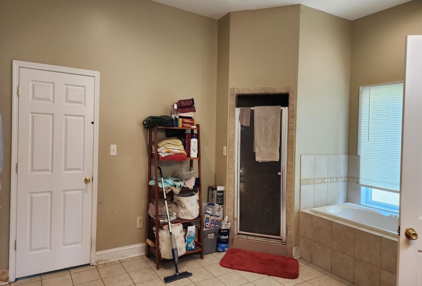 500/498 MORRISON LN, Whiteville, Tennessee 38075, 9 Bedrooms Bedrooms, 15 Rooms Rooms,3.2 BathroomsBathrooms,Residential,For Sale,MORRISON,10224410