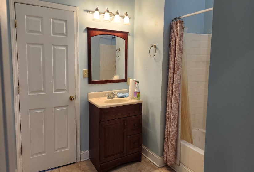500/498 MORRISON LN, Whiteville, Tennessee 38075, 9 Bedrooms Bedrooms, 15 Rooms Rooms,3.2 BathroomsBathrooms,Residential,For Sale,MORRISON,10224410