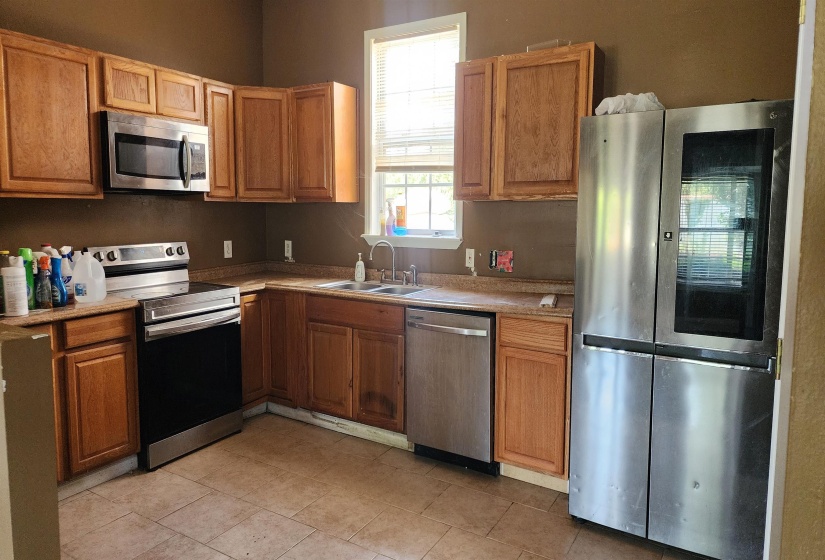 500/498 MORRISON LN, Whiteville, Tennessee 38075, 9 Bedrooms Bedrooms, 15 Rooms Rooms,3.2 BathroomsBathrooms,Residential,For Sale,MORRISON,10224410