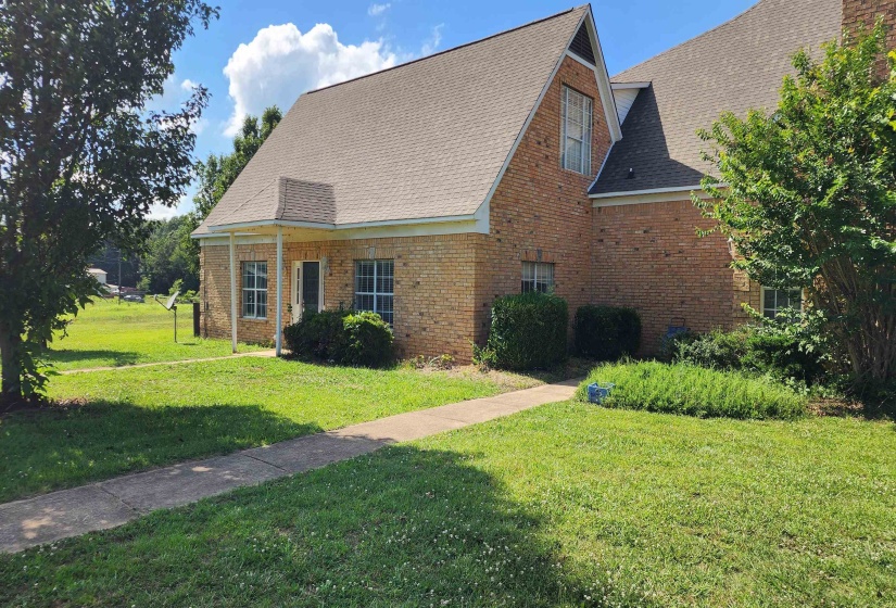 500/498 MORRISON LN, Whiteville, Tennessee 38075, 9 Bedrooms Bedrooms, 15 Rooms Rooms,3.2 BathroomsBathrooms,Residential,For Sale,MORRISON,10224410