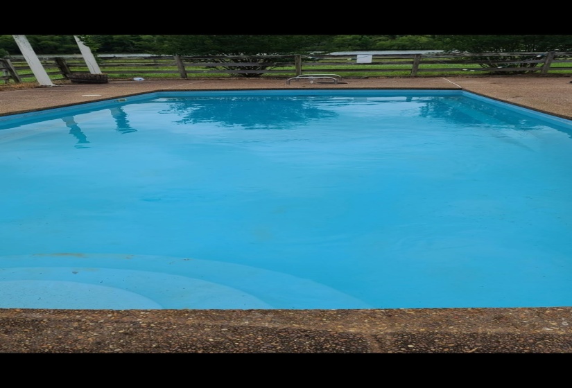 500/498 MORRISON LN, Whiteville, Tennessee 38075, 9 Bedrooms Bedrooms, 15 Rooms Rooms,3.2 BathroomsBathrooms,Residential,For Sale,MORRISON,10224410