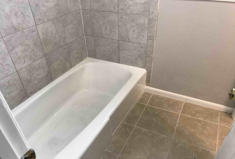 4502 COTTONWOOD RD, Memphis, Tennessee 38118, 3 Bedroom Bedrooms, 7 Room Rooms,1.1 BathroomBathrooms,Residential,For Sale,COTTONWOOD,0,10224412