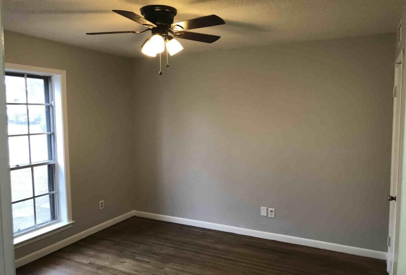 4502 COTTONWOOD RD, Memphis, Tennessee 38118, 3 Bedroom Bedrooms, 7 Room Rooms,1.1 BathroomBathrooms,Residential,For Sale,COTTONWOOD,0,10224412