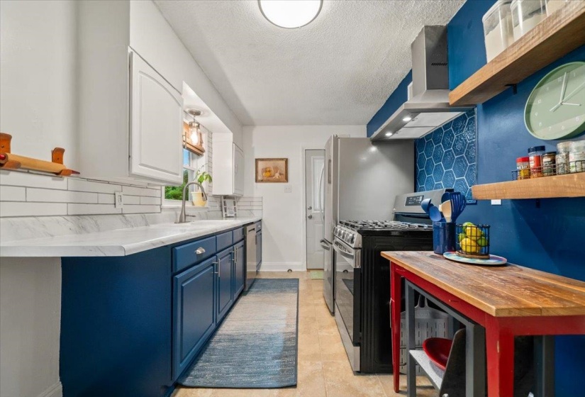 1072 WEST PERKINS RD, Memphis, Tennessee 38117, 3 Bedroom Bedrooms, 6 Room Rooms,2 BathroomBathrooms,Residential,For Sale,WEST PERKINS,0,10224413