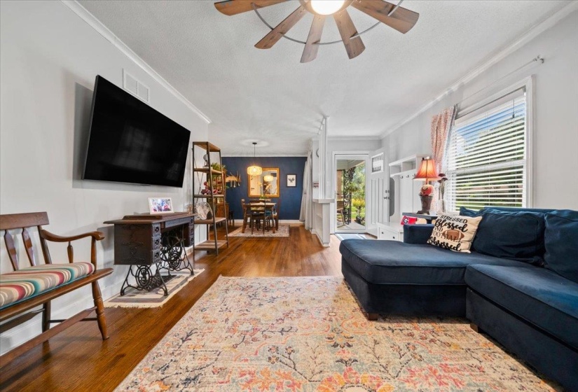 1072 WEST PERKINS RD, Memphis, Tennessee 38117, 3 Bedroom Bedrooms, 6 Room Rooms,2 BathroomBathrooms,Residential,For Sale,WEST PERKINS,0,10224413
