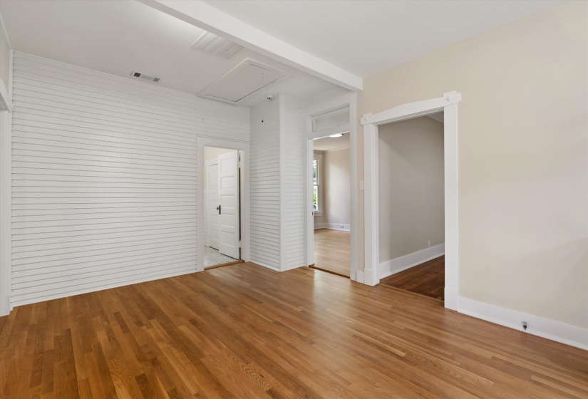 2037 NELSON AVE, Memphis, Tennessee 38104, 3 Bedroom Bedrooms, 6 Room Rooms,2 BathroomBathrooms,Residential,For Sale,NELSON,0,10224418