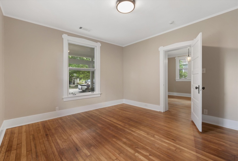 2037 NELSON AVE, Memphis, Tennessee 38104, 3 Bedroom Bedrooms, 6 Room Rooms,2 BathroomBathrooms,Residential,For Sale,NELSON,0,10224418