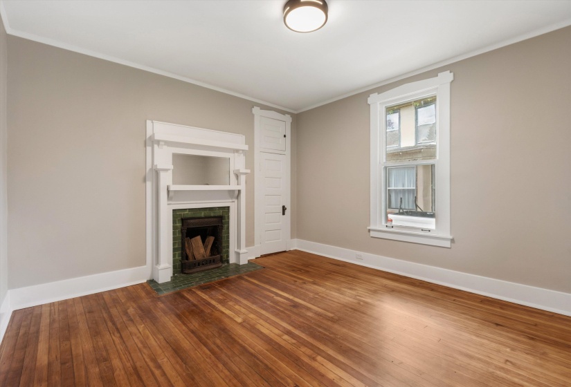 2037 NELSON AVE, Memphis, Tennessee 38104, 3 Bedroom Bedrooms, 6 Room Rooms,2 BathroomBathrooms,Residential,For Sale,NELSON,0,10224418