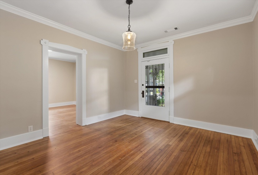 2037 NELSON AVE, Memphis, Tennessee 38104, 3 Bedroom Bedrooms, 6 Room Rooms,2 BathroomBathrooms,Residential,For Sale,NELSON,0,10224418
