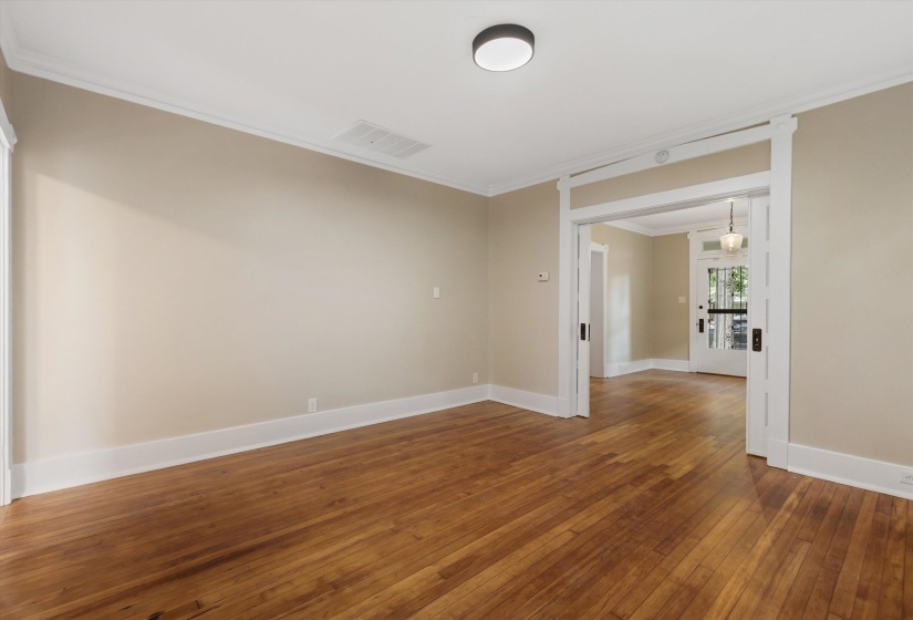2037 NELSON AVE, Memphis, Tennessee 38104, 3 Bedroom Bedrooms, 6 Room Rooms,2 BathroomBathrooms,Residential,For Sale,NELSON,0,10224418