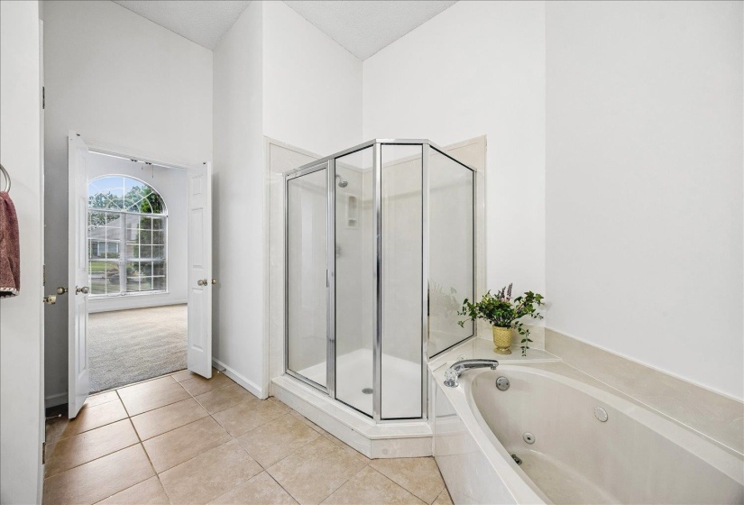 817 RADIANCE DR, Cordova, Tennessee 38018, 4 Bedrooms Bedrooms, 7 Rooms Rooms,2 BathroomsBathrooms,Residential,For Sale,RADIANCE,10224422