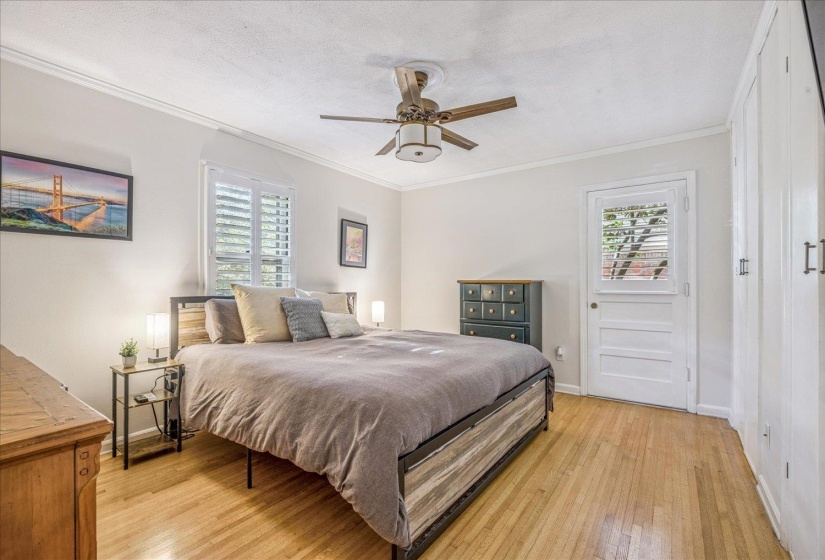 296 WHITE STATION RD, Memphis, Tennessee 38117, 3 Bedrooms Bedrooms, 6 Rooms Rooms,2 BathroomsBathrooms,Residential,For Sale,WHITE STATION,10224427