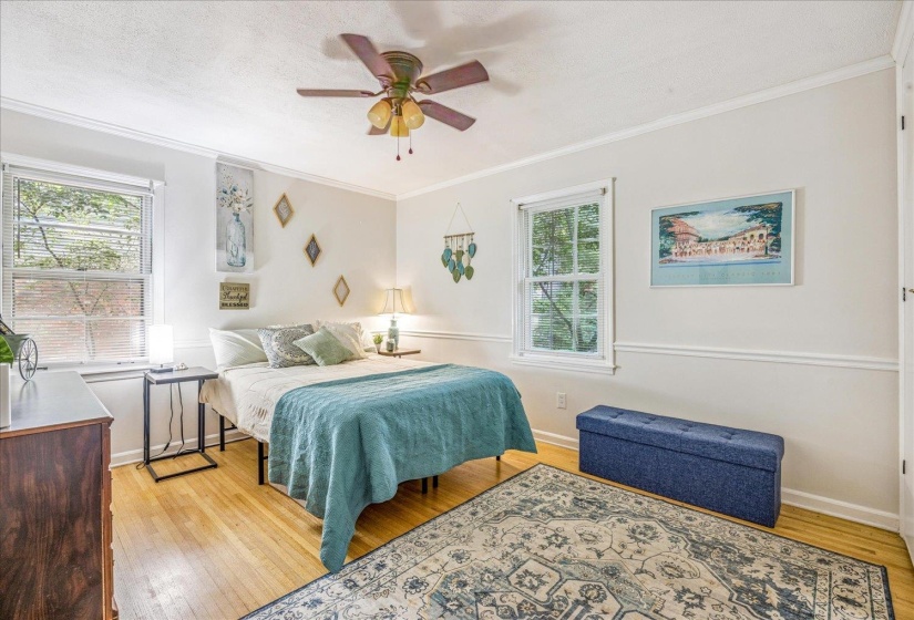 296 WHITE STATION RD, Memphis, Tennessee 38117, 3 Bedrooms Bedrooms, 6 Rooms Rooms,2 BathroomsBathrooms,Residential,For Sale,WHITE STATION,10224427