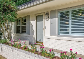 296 WHITE STATION RD, Memphis, Tennessee 38117, 3 Bedrooms Bedrooms, 6 Rooms Rooms,2 BathroomsBathrooms,Residential,For Sale,WHITE STATION,10224427 296 WHITE STATION RD, Memphis, Tennessee 38117, 3 Bedrooms Bedrooms, 6 Rooms Rooms,2 BathroomsBathrooms,Residential,For Sale,WHITE STATION,10224427