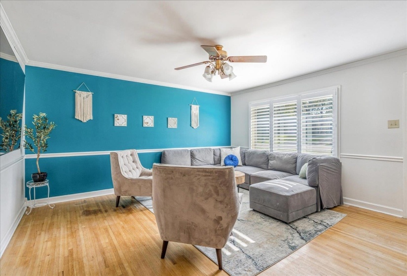 296 WHITE STATION RD, Memphis, Tennessee 38117, 3 Bedrooms Bedrooms, 6 Rooms Rooms,2 BathroomsBathrooms,Residential,For Sale,WHITE STATION,10224427