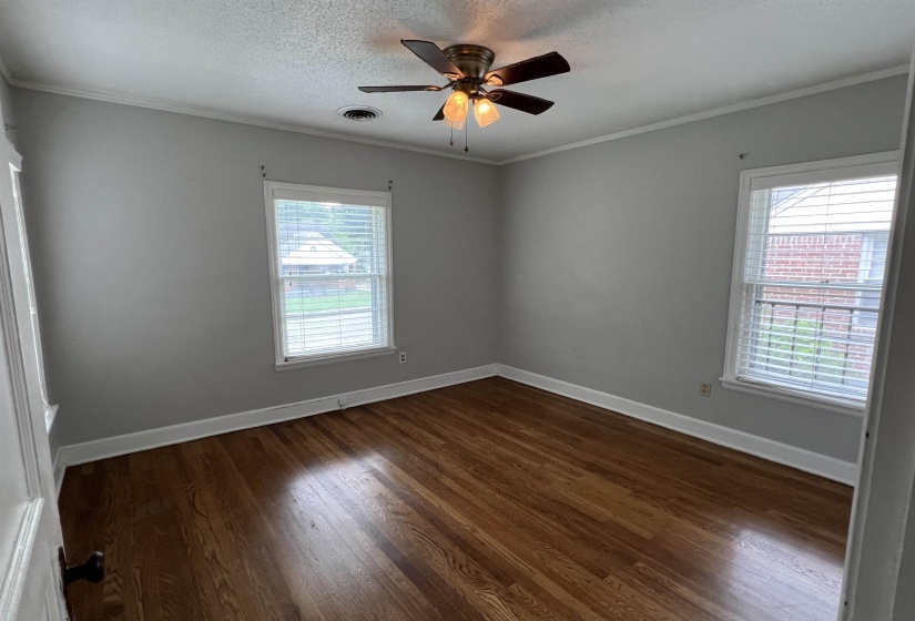 3794 DOUGLASS AVE, Memphis, Tennessee 38111, 4 Bedrooms Bedrooms, 7 Rooms Rooms,2 BathroomsBathrooms,Residential,For Sale,DOUGLASS,10224428