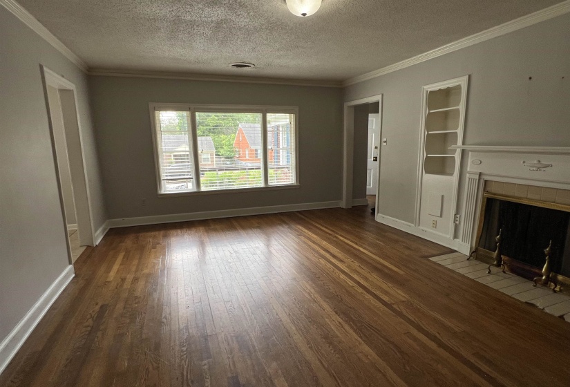 3794 DOUGLASS AVE, Memphis, Tennessee 38111, 4 Bedrooms Bedrooms, 7 Rooms Rooms,2 BathroomsBathrooms,Residential,For Sale,DOUGLASS,10224428