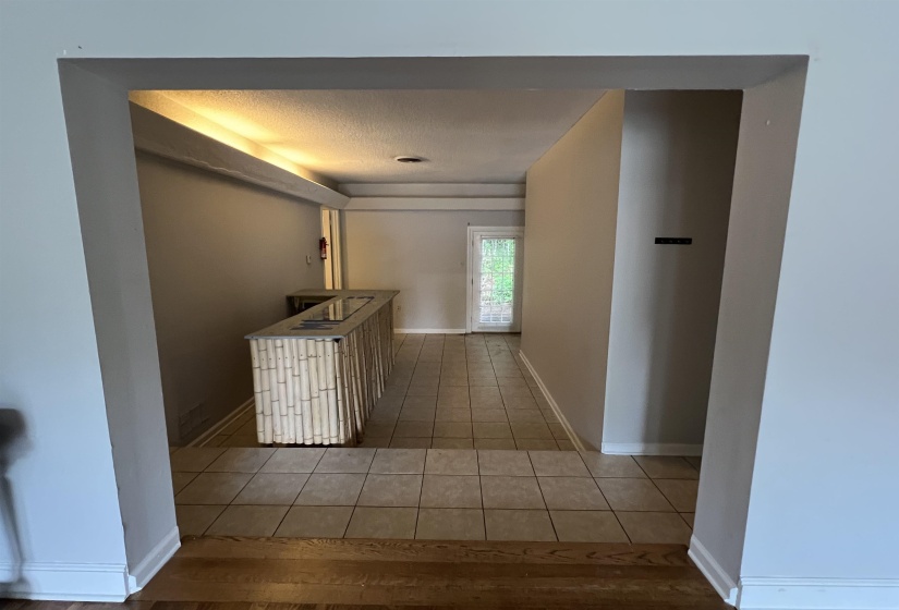 3794 DOUGLASS AVE, Memphis, Tennessee 38111, 4 Bedrooms Bedrooms, 7 Rooms Rooms,2 BathroomsBathrooms,Residential,For Sale,DOUGLASS,10224428