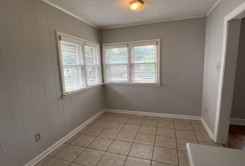 3794 DOUGLASS AVE, Memphis, Tennessee 38111, 4 Bedrooms Bedrooms, 7 Rooms Rooms,2 BathroomsBathrooms,Residential,For Sale,DOUGLASS,10224428