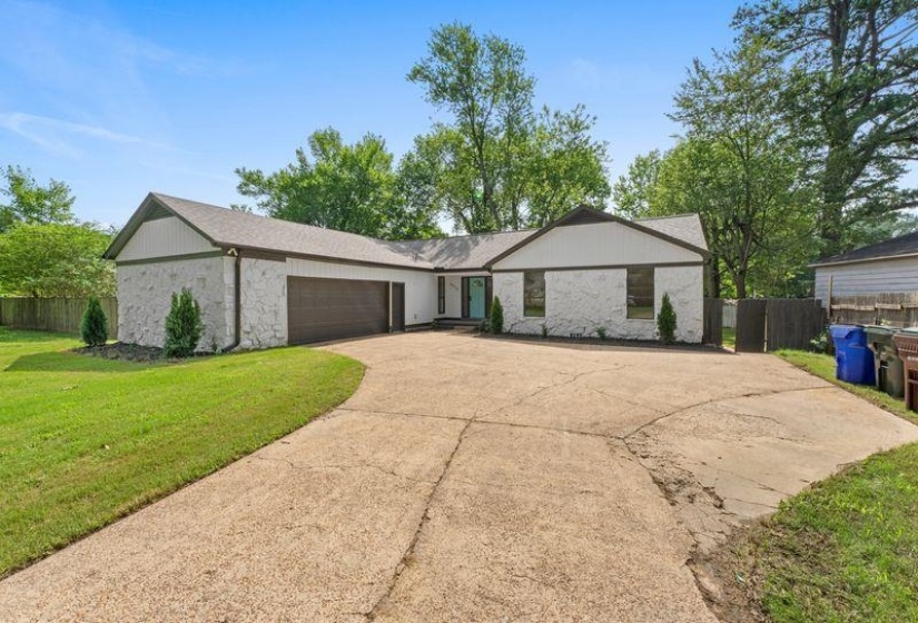 4076 OAK ROAD RD, Bartlett, Tennessee 38135, 3 Bedrooms Bedrooms, 6 Rooms Rooms,2 BathroomsBathrooms,Residential,For Sale,OAK ROAD,10224438