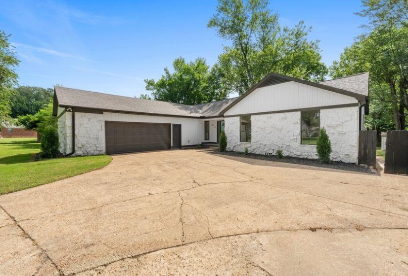 4076 OAK ROAD RD, Bartlett, Tennessee 38135, 3 Bedrooms Bedrooms, 6 Rooms Rooms,2 BathroomsBathrooms,Residential,For Sale,OAK ROAD,10224438