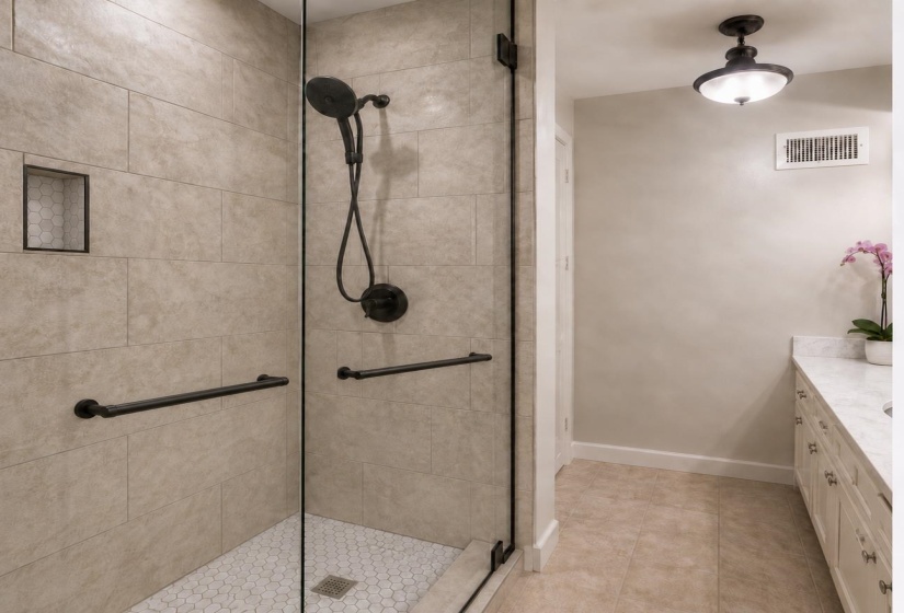 2148 RIVERDALE RD, Germantown, Tennessee 38138, 4 Bedrooms Bedrooms, 8 Rooms Rooms,2 BathroomsBathrooms,Residential,For Sale,RIVERDALE,10224442