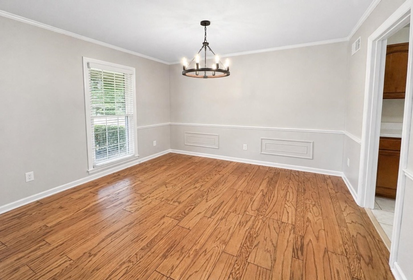 2148 RIVERDALE RD, Germantown, Tennessee 38138, 4 Bedrooms Bedrooms, 8 Rooms Rooms,2 BathroomsBathrooms,Residential,For Sale,RIVERDALE,10224442