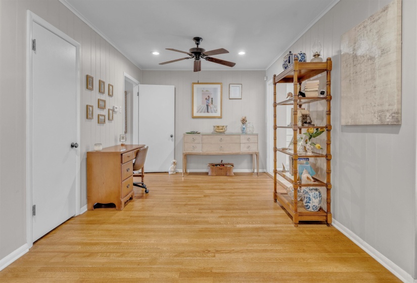 1383 WHITE STATION RD, Memphis, Tennessee 38117, 3 Bedrooms Bedrooms, 9 Rooms Rooms,2.1 BathroomsBathrooms,Rental Properties,For Sale,WHITE STATION,10224462