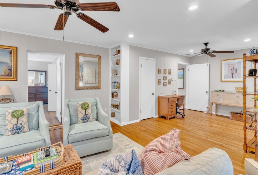 1383 WHITE STATION RD, Memphis, Tennessee 38117, 3 Bedrooms Bedrooms, 9 Rooms Rooms,2.1 BathroomsBathrooms,Rental Properties,For Sale,WHITE STATION,10224462