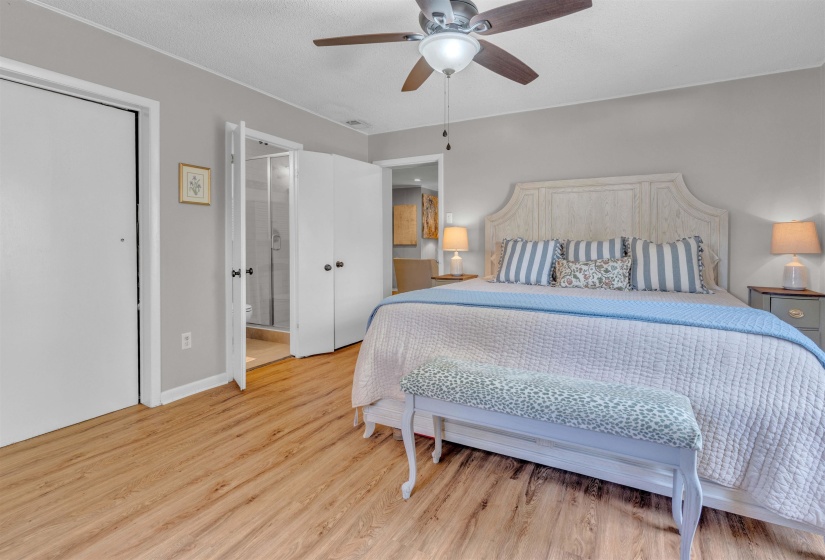 1383 WHITE STATION RD, Memphis, Tennessee 38117, 3 Bedrooms Bedrooms, 9 Rooms Rooms,2.1 BathroomsBathrooms,Rental Properties,For Sale,WHITE STATION,10224462