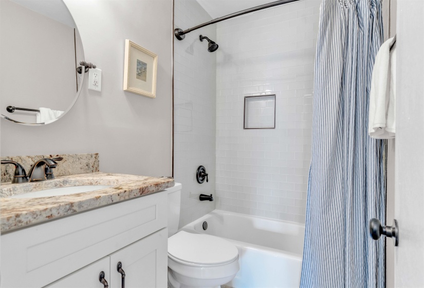 1383 WHITE STATION RD, Memphis, Tennessee 38117, 3 Bedrooms Bedrooms, 9 Rooms Rooms,2.1 BathroomsBathrooms,Rental Properties,For Sale,WHITE STATION,10224462
