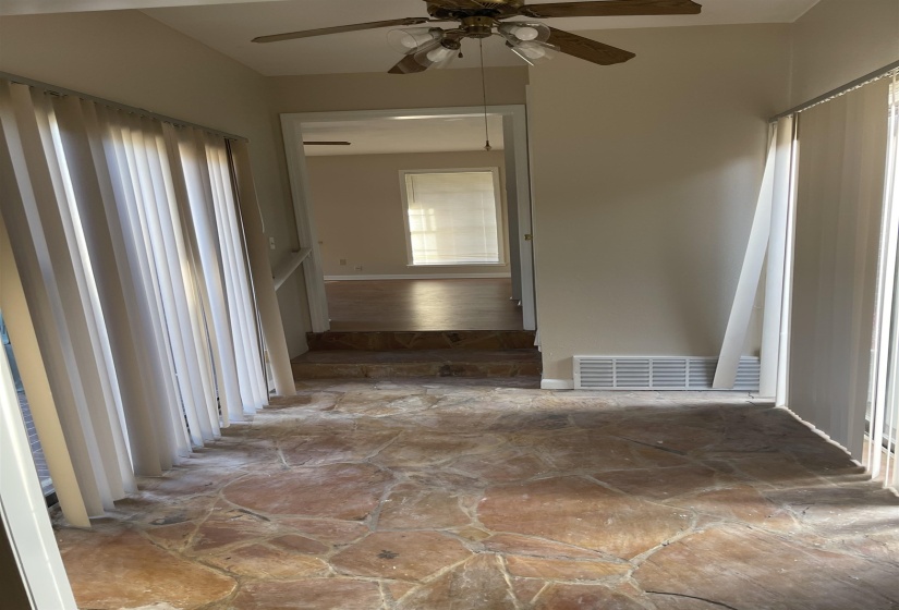 7371 BAYOU BEND CV, Unicorp/Memphis, Tennessee 38125, 4 Bedrooms Bedrooms, 8 Rooms Rooms,3.1 BathroomsBathrooms,Rental Properties,For Sale,BAYOU BEND,10224467