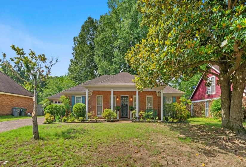 7027 BOXBOROUGH CV, Memphis, Tennessee 38119, 3 Bedroom Bedrooms, 6 Room Rooms,2.1 BathroomBathrooms,Residential,For Sale,BOXBOROUGH,0,10223085