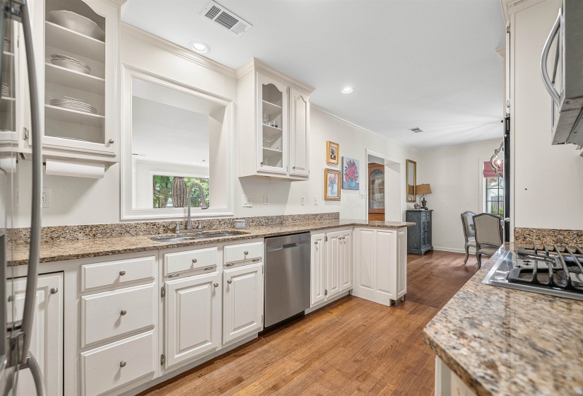 399 GREENFIELD RD, Memphis, Tennessee 38117, 4 Bedrooms Bedrooms, 9 Rooms Rooms,3.1 BathroomsBathrooms,Residential,For Sale,GREENFIELD,10224445