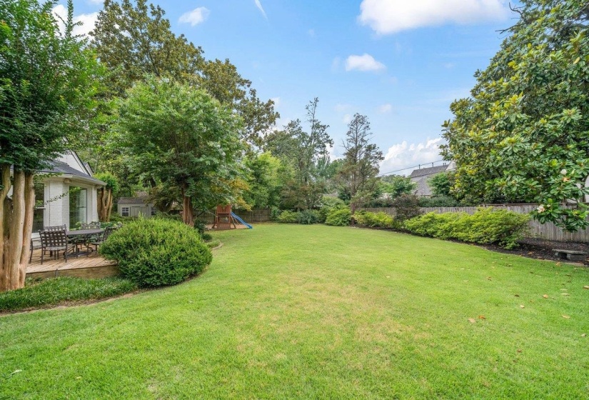 399 GREENFIELD RD, Memphis, Tennessee 38117, 4 Bedrooms Bedrooms, 9 Rooms Rooms,3.1 BathroomsBathrooms,Residential,For Sale,GREENFIELD,10224445