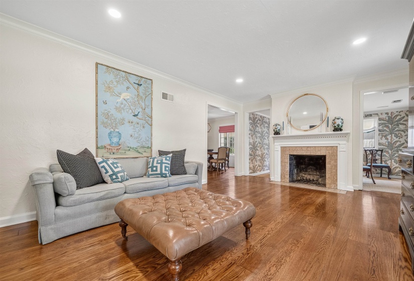 399 GREENFIELD RD, Memphis, Tennessee 38117, 4 Bedrooms Bedrooms, 9 Rooms Rooms,3.1 BathroomsBathrooms,Residential,For Sale,GREENFIELD,10224445