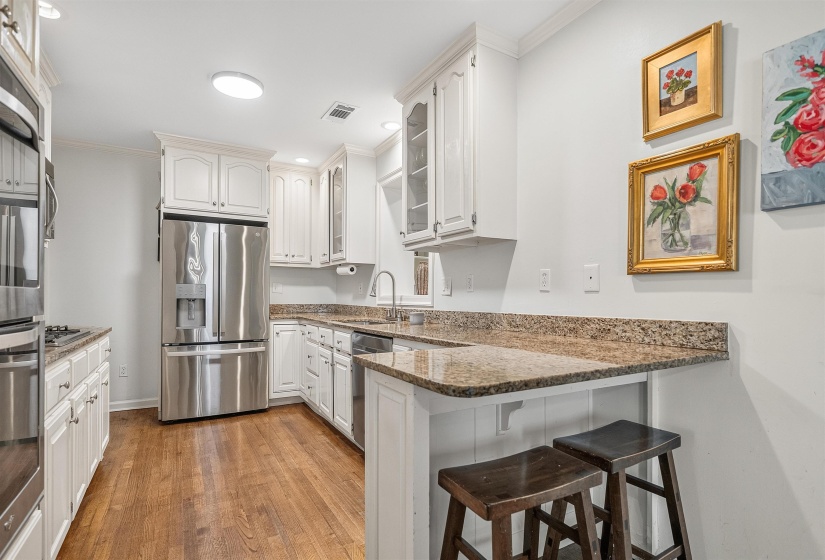 399 GREENFIELD RD, Memphis, Tennessee 38117, 4 Bedrooms Bedrooms, 9 Rooms Rooms,3.1 BathroomsBathrooms,Residential,For Sale,GREENFIELD,10224445