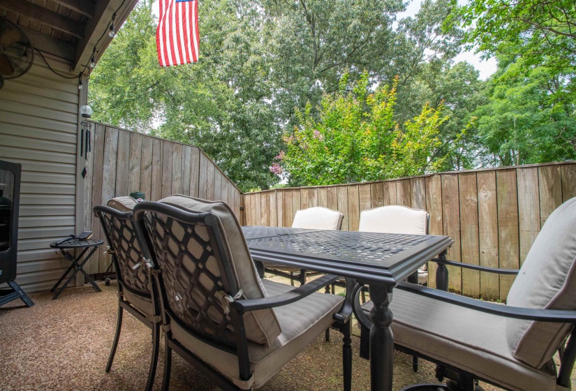 3079 BARLEY MILLS CIR, Lakeland, Tennessee 38002, 3 Bedrooms Bedrooms, 8 Rooms Rooms,2.1 BathroomsBathrooms,Residential,For Sale,BARLEY MILLS,10224450