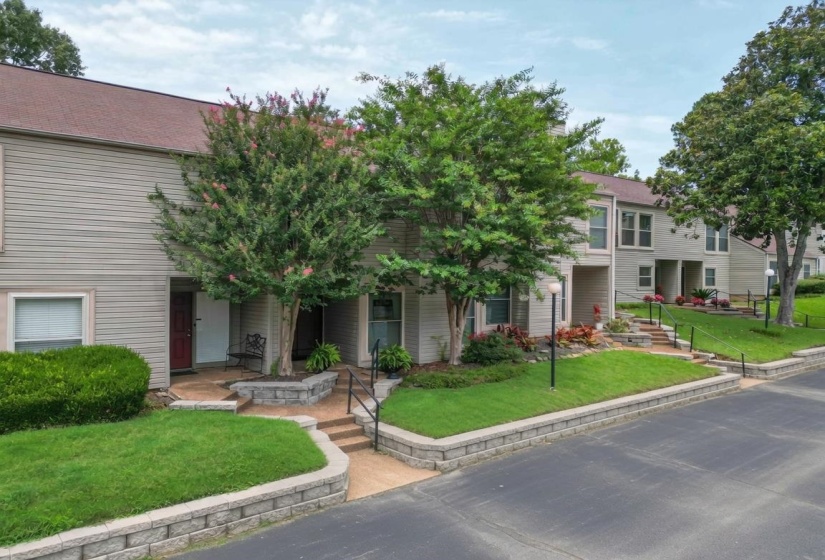 3079 BARLEY MILLS CIR, Lakeland, Tennessee 38002, 3 Bedrooms Bedrooms, 8 Rooms Rooms,2.1 BathroomsBathrooms,Residential,For Sale,BARLEY MILLS,10224450