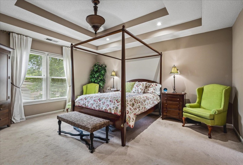 1851 AUTUMNDALE DR, Cordova, Tennessee 38016, 4 Bedrooms Bedrooms, 8 Rooms Rooms,2.1 BathroomsBathrooms,Residential,For Sale,AUTUMNDALE,10224458