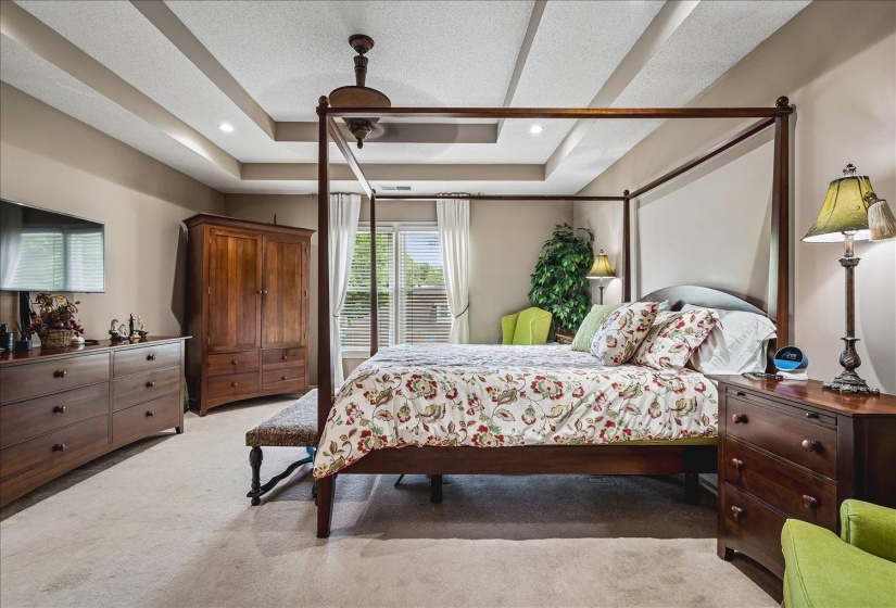 1851 AUTUMNDALE DR, Cordova, Tennessee 38016, 4 Bedrooms Bedrooms, 8 Rooms Rooms,2.1 BathroomsBathrooms,Residential,For Sale,AUTUMNDALE,10224458