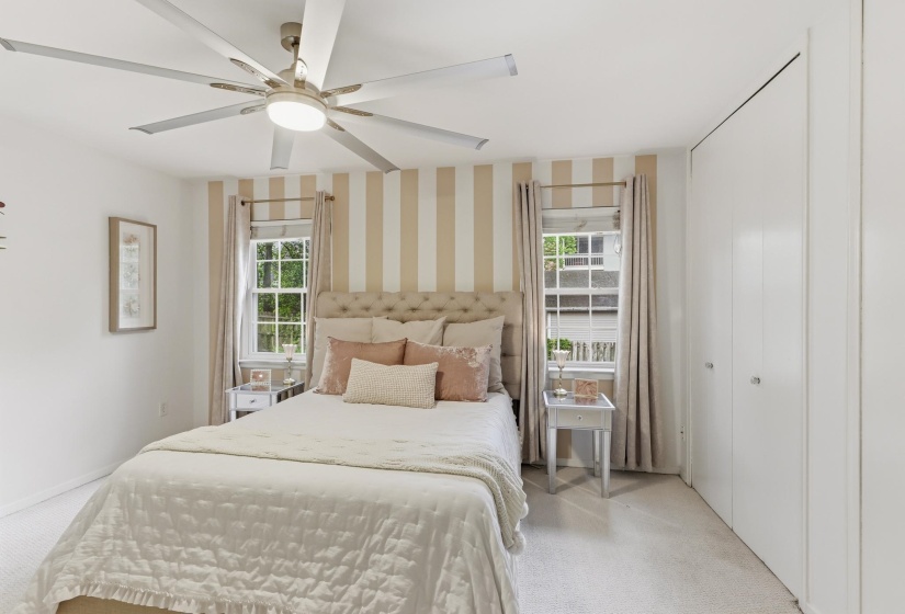 540 PEABODY SQ, Memphis, Tennessee 38104, 2 Bedrooms Bedrooms, 5 Rooms Rooms,1.2 BathroomsBathrooms,Residential,For Sale,PEABODY,10224459
