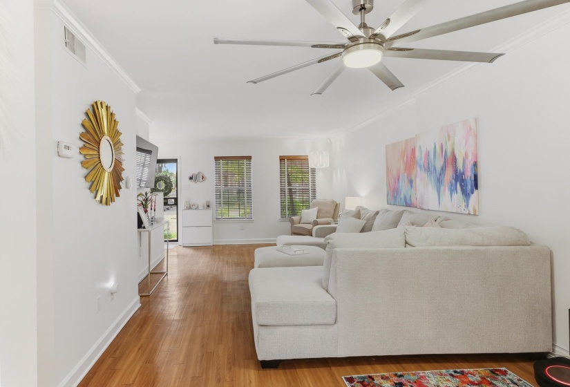 540 PEABODY SQ, Memphis, Tennessee 38104, 2 Bedrooms Bedrooms, 5 Rooms Rooms,1.2 BathroomsBathrooms,Residential,For Sale,PEABODY,10224459