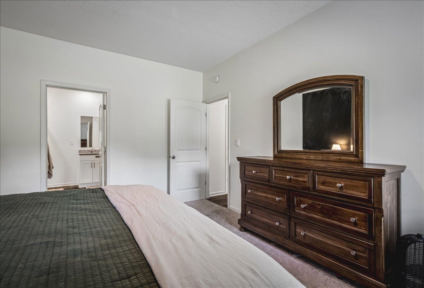 70 CHARLES CRK, Somerville, Tennessee 38068, 4 Bedrooms Bedrooms, 10 Rooms Rooms,2.1 BathroomsBathrooms,Residential,For Sale,CHARLES,10224466