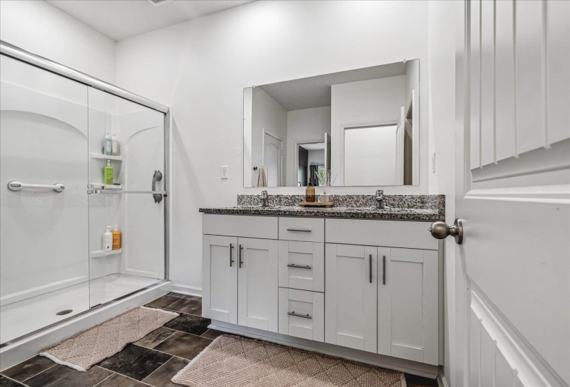 70 CHARLES CRK, Somerville, Tennessee 38068, 4 Bedrooms Bedrooms, 10 Rooms Rooms,2.1 BathroomsBathrooms,Residential,For Sale,CHARLES,10224466