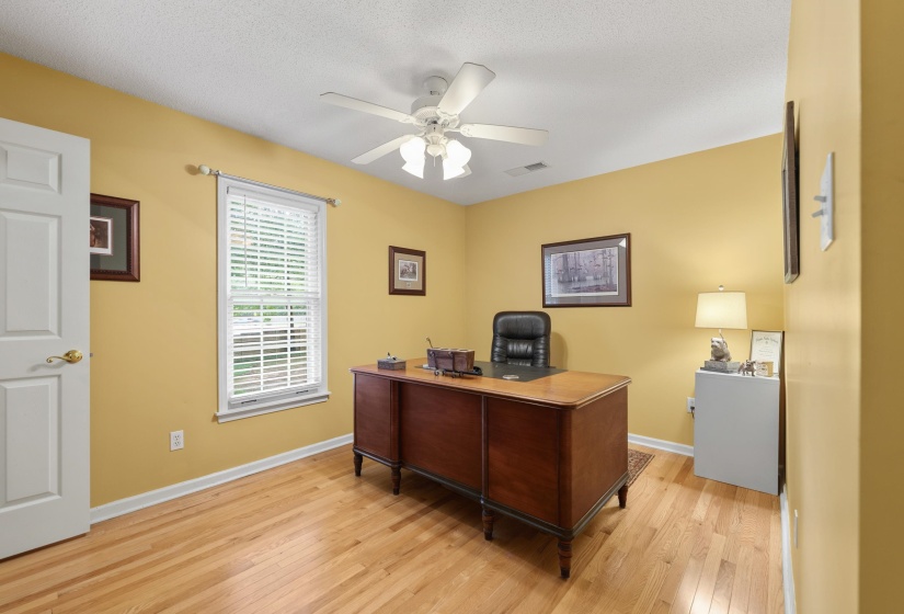 732 TREE DR, Collierville, Tennessee 38017, 4 Bedrooms Bedrooms, 9 Rooms Rooms,2.1 BathroomsBathrooms,Residential,For Sale,TREE,10224468